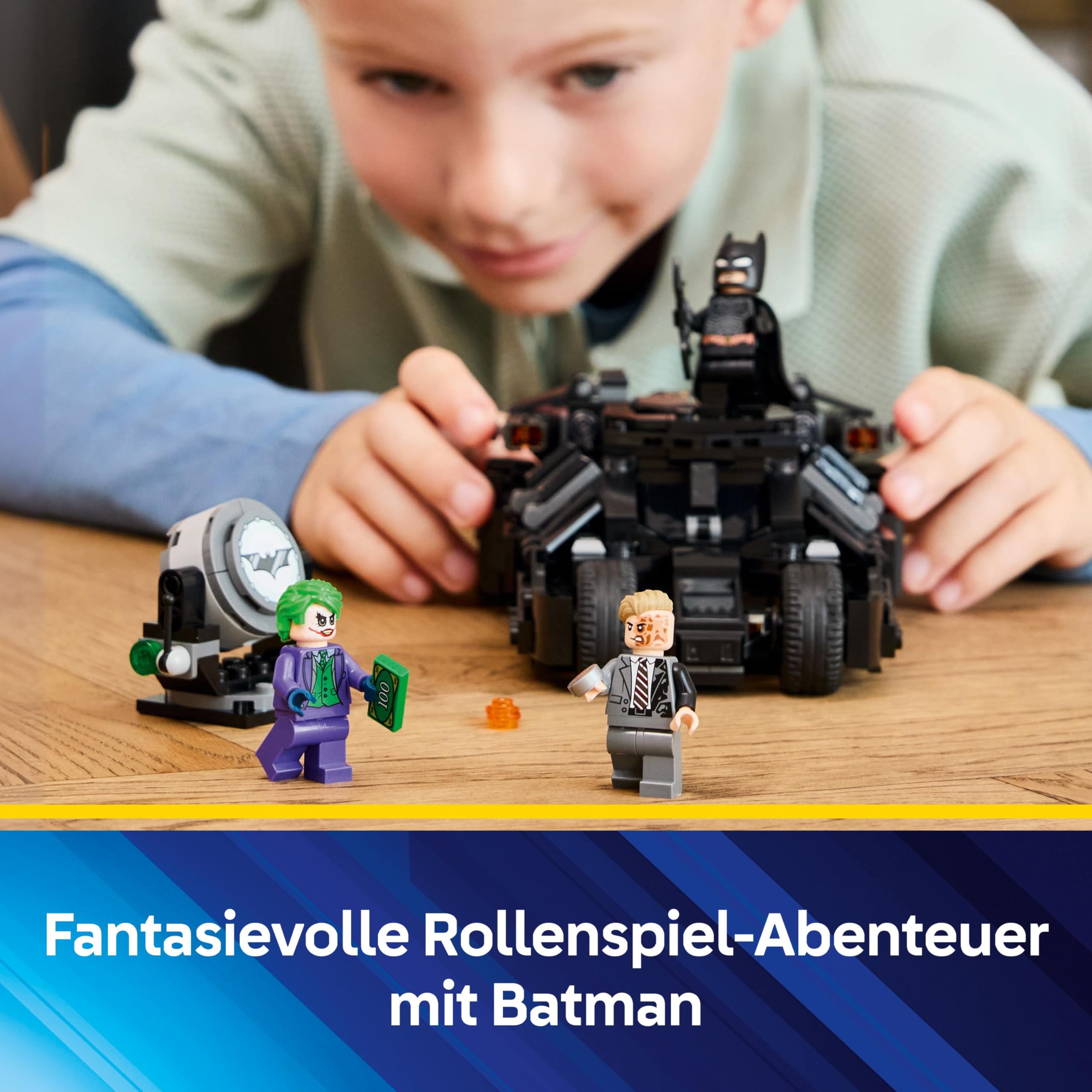 LEGO DC Batman: Batman Tumbler vs. Two-Face & The Joker - Superhelden Spielzeug mit Batmobil Auto - Spielset mit Minifiguren - Geschenk für Jungen und Mädchen ab 8 Jahren 76303 6
