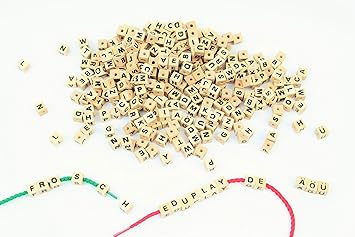 Eduplay Holz-Buchstabenwürfel zum Fädeln, 300 Stück