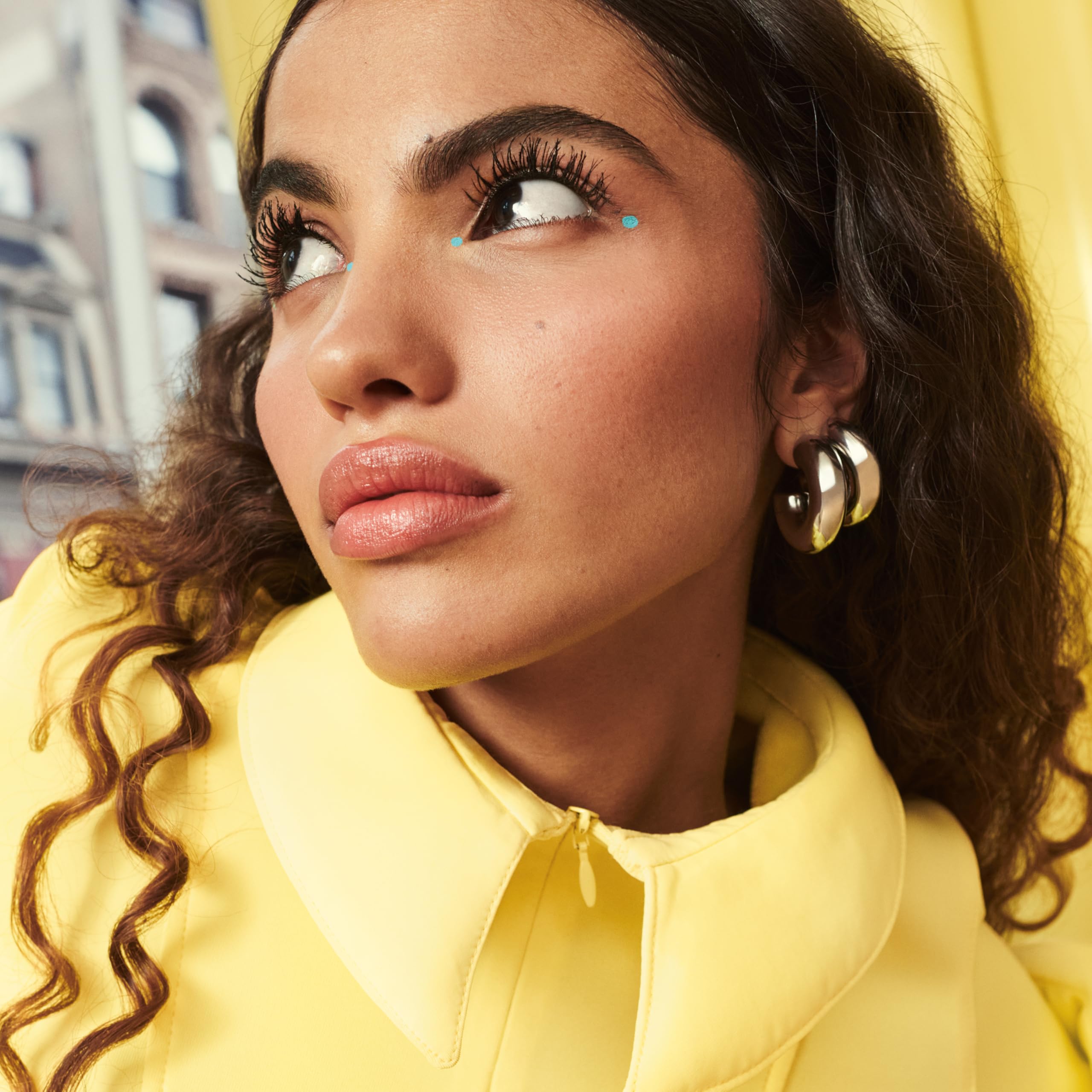 MAYBELLINE The Colossal Bubble Washable Mascara, Buildable Mascara Volume and Length Formula for Bold, Separated Lashes, Blackest Black, 1 Count