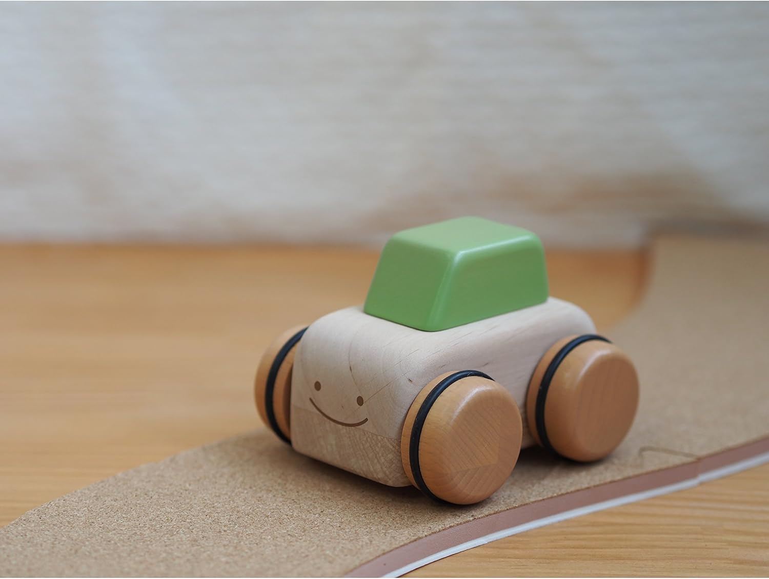 Amazon オルゴールカー グリーン オルゴール おもちゃ