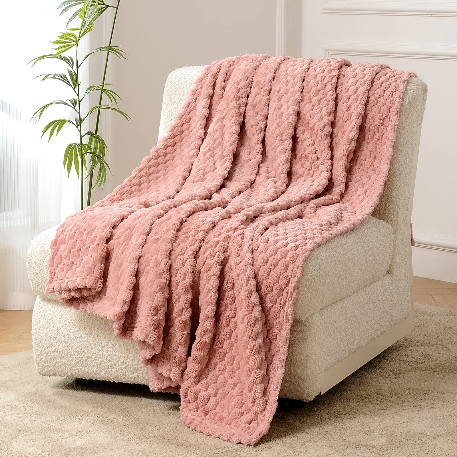 FY FIBER HOUSE Fleece Blanket Twin Size for Couch 300GSM Super Soft Plush Fuzzy Blankets and Throws for Sofa Bed Office, 60x80 Inches, Pink
