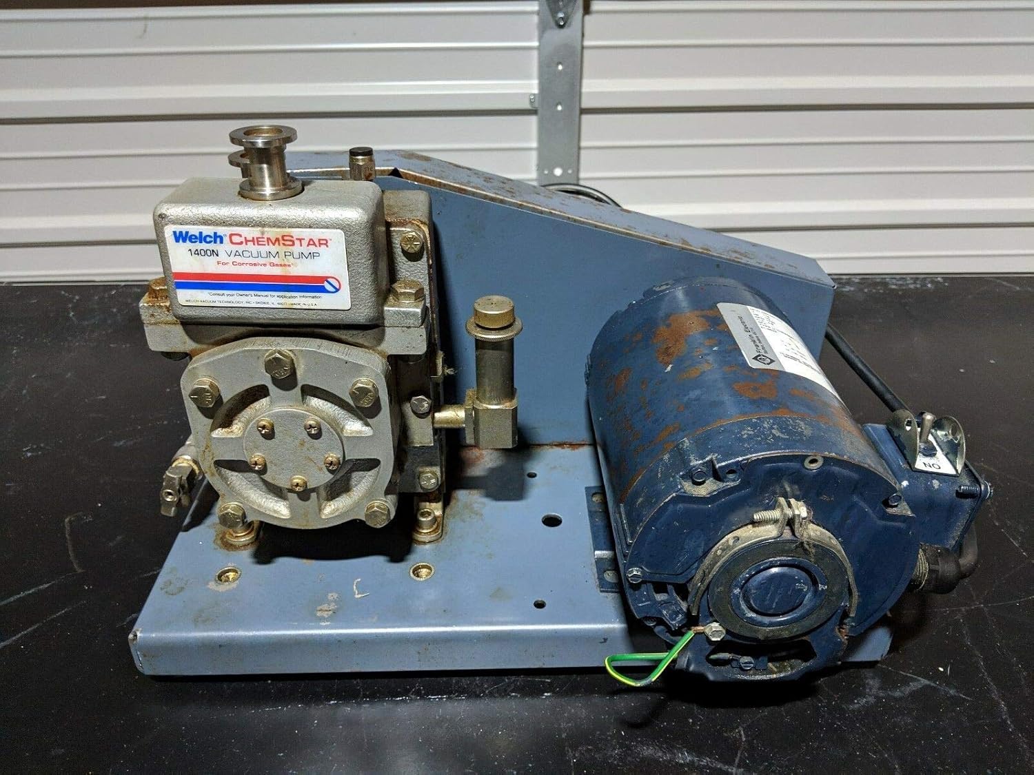 Best Welch Chemstar 1400N Vacuum Pump