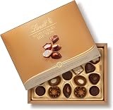 Lindt Swiss Luxury Selection 19 Assorted Chocolates Box 195g Gift Box view 3