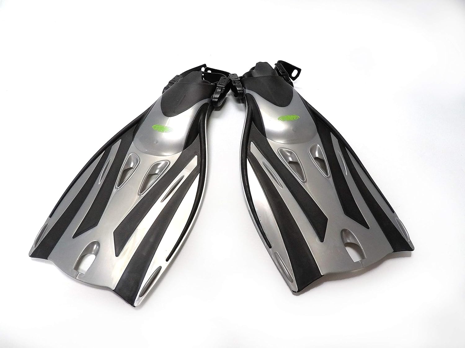 TWF Kid's Adjustable Fins Set, Silver/Green, Small/Medium - Image 4