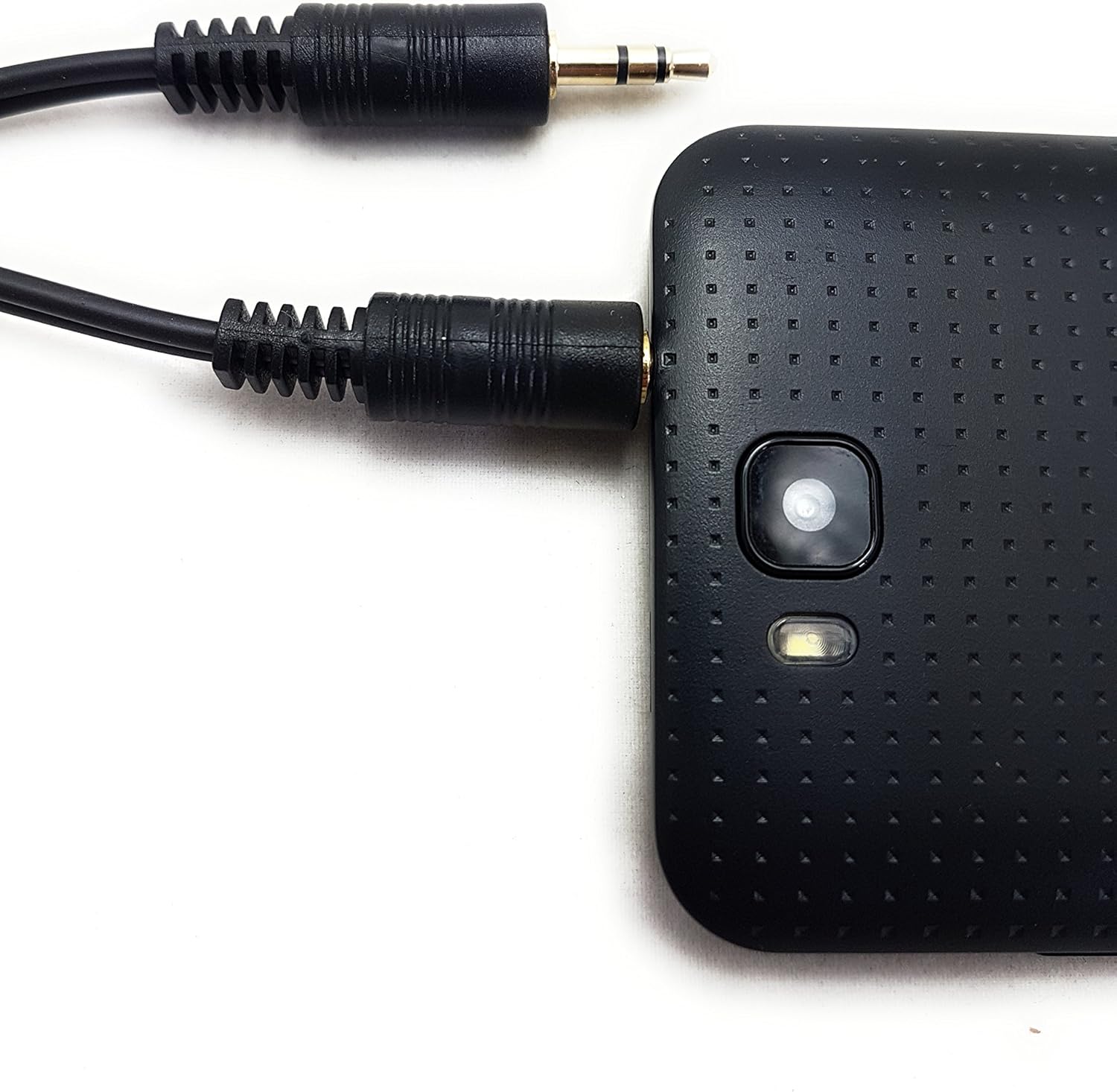 MainCore 1m Long Black Audio AUX Cable 3.5mm to 3.5mm for Mobile Phones Computers, Laptops, Mp3 Players, Portable Speakers - Image 3