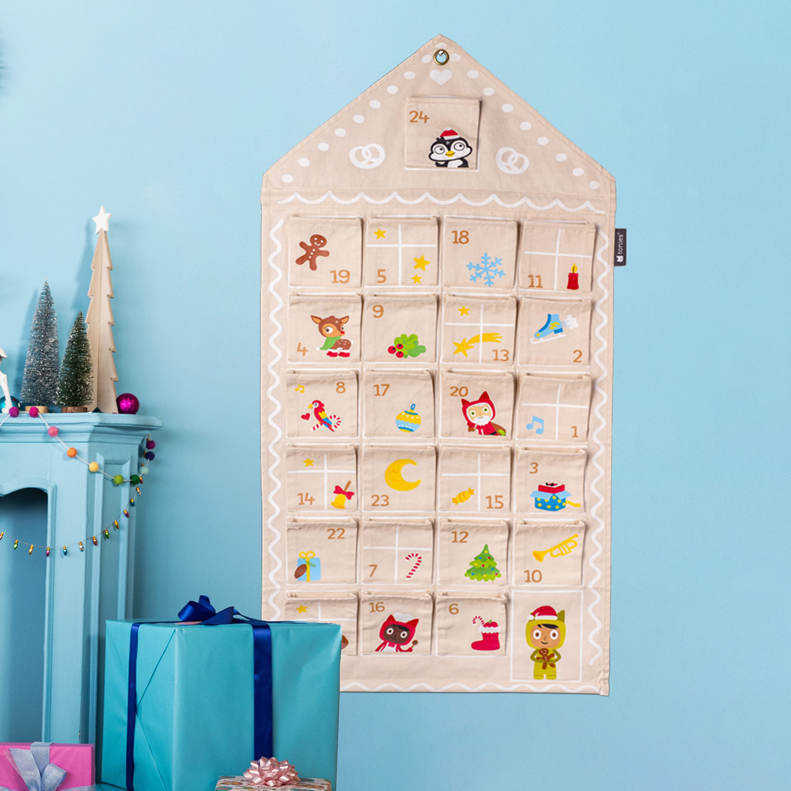 Tonies Christmas Advent Calendar - Reusable Wall Hanging Design with 24 Pockets