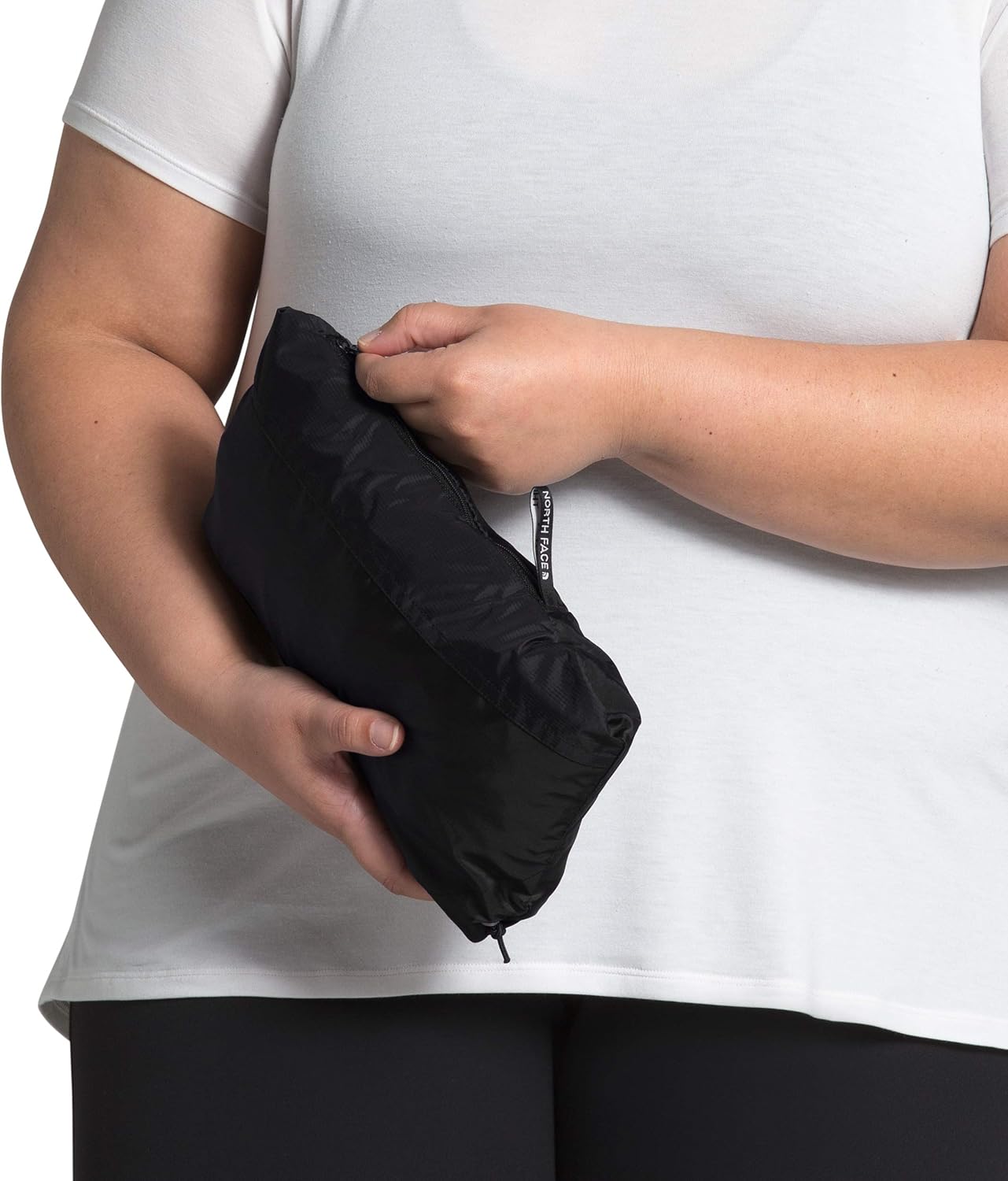 The North Face Women’s Plus Size Venture 2 Waterproof Hooded Rain Jacket: Clothing