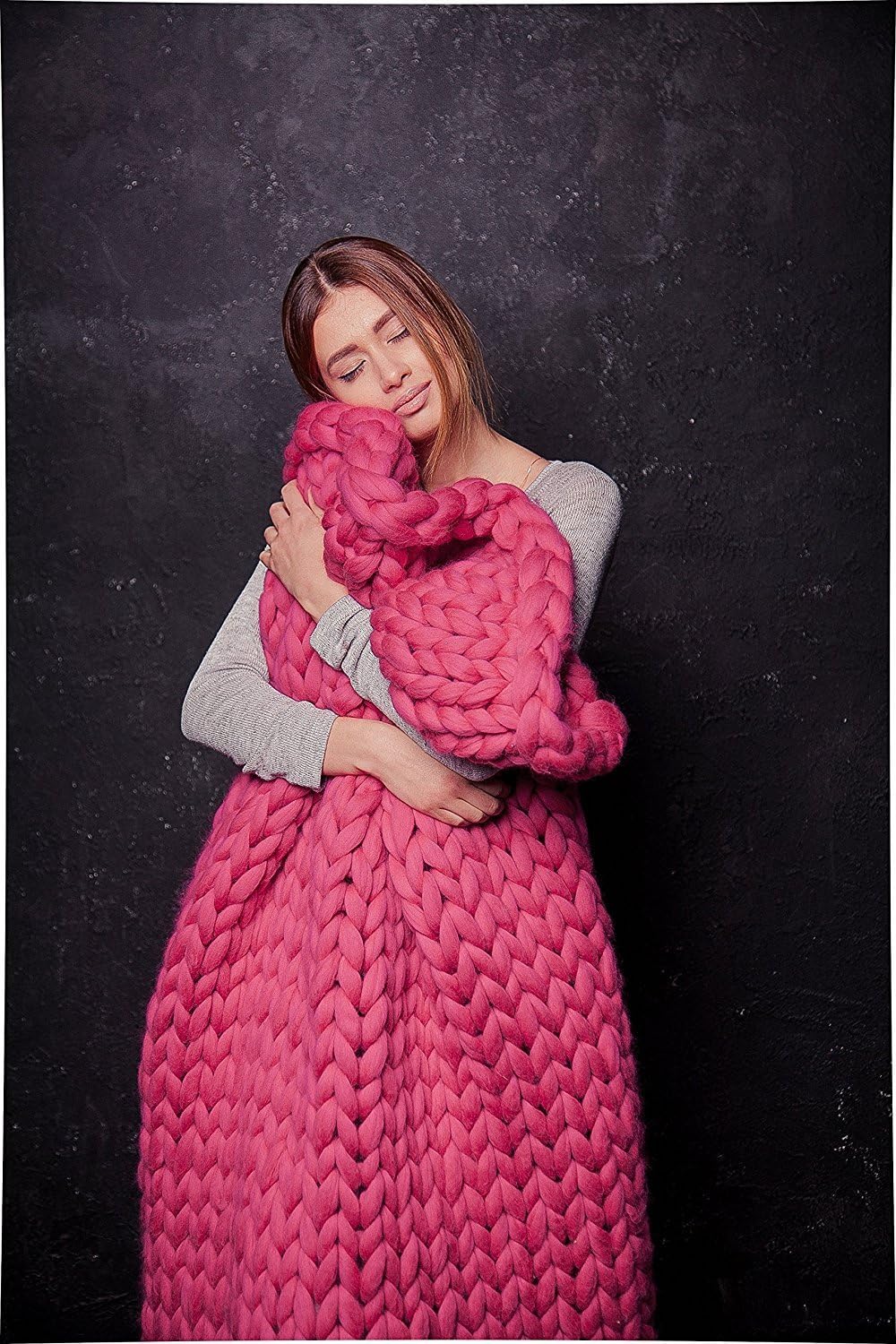 ERLYEEN Chunky Knit Blanket Merino Wool Hand Made Throw Boho Bedroom Home Decor Giant Yarn,Rose Pink,32"x32"