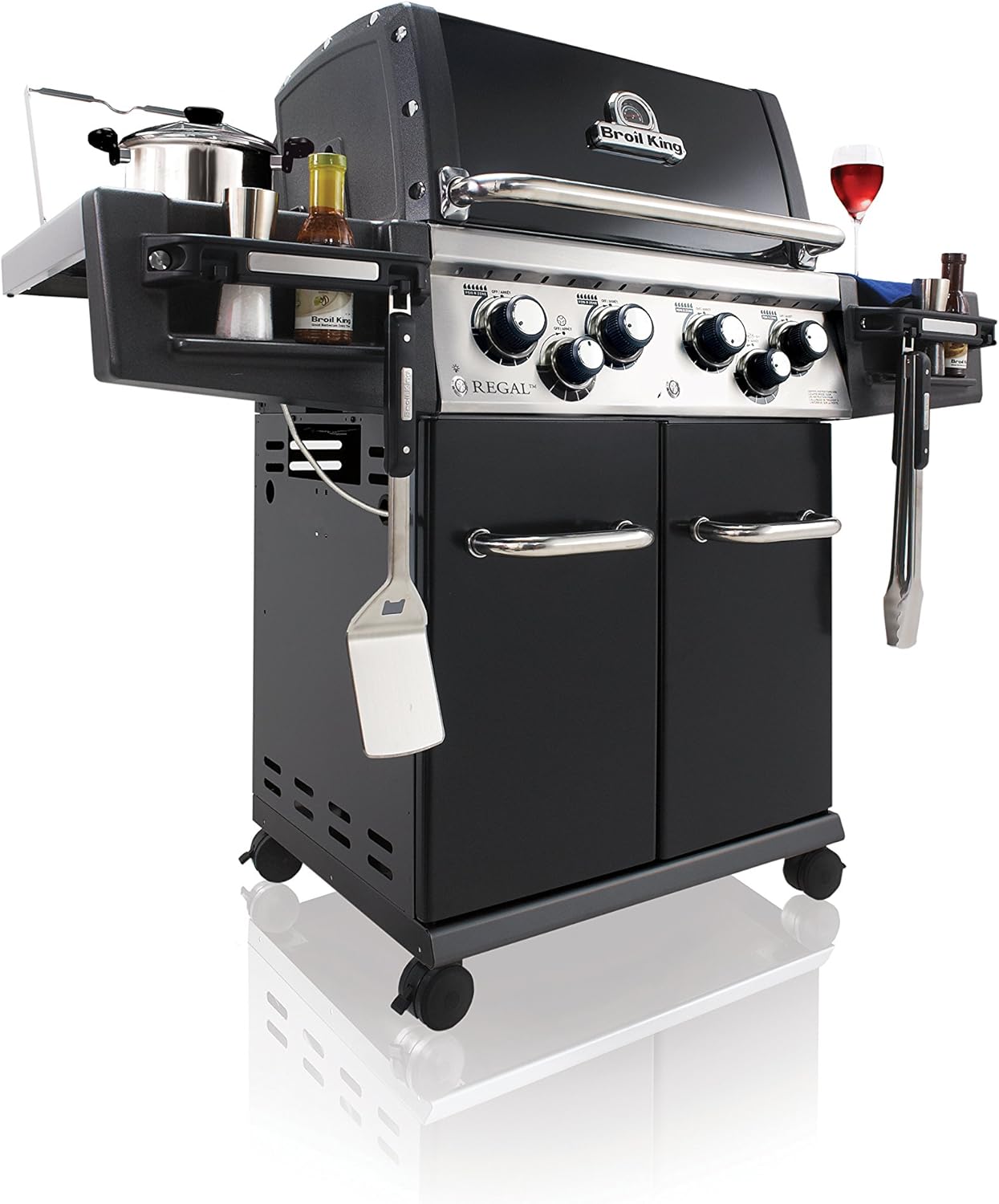 review Broil King 956244 Regal 490 Pro LP Gas Grill, Four-Burner, Black Porcelain