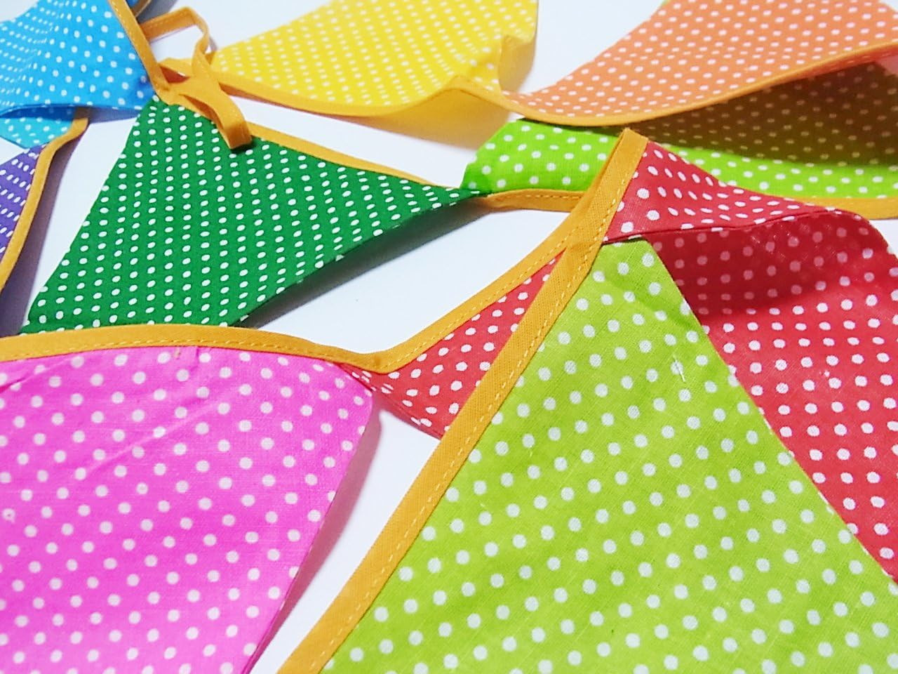 Amazon Co Jp ハッピー ガーランド 三角旗 フラッグ イベント 誕生日 お祝い パーティ 二次会 飾り付け Flag 10 Color 布製 フラッグ スポーツ アウトドア