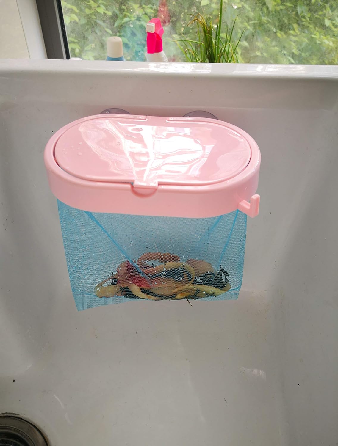 TSTZTE Hanging Trash Garbage Bag Holder, Strainer Trash Can, Sucker Clamshell Sink Garbage Bag Holder with Cover, Garbage Bag Holder for Kitchen & Bathroom, Plus 50 Pcs Strainer Bags (Pink): Industrial & Scientific