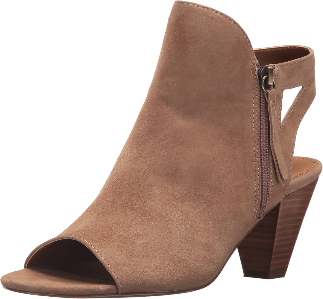 adrienne vittadini boots amazon