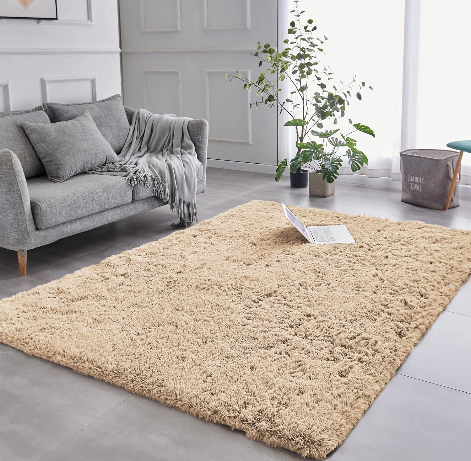 AMEHA Beige Shaggy Rug 80x150 cm Fluffy Soft Non Slip Living Room Bedroom Area Rug Non-Shedding Carpet for Nursery Kids Room
