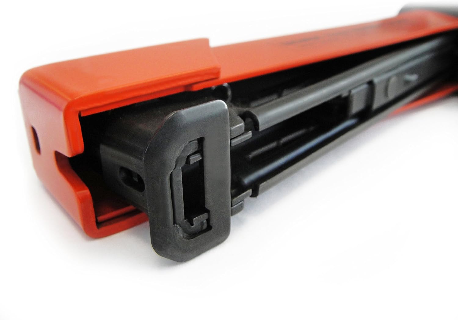 Tacwise 1262 A54 Heavy Duty Hammer Tacker with 2000 140/12mm Staples, Uses Type 140 / 6, 12 mm Staples, Orange / Black - Image 3