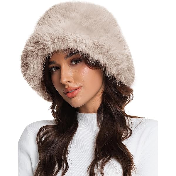 Winter Warm Faux Fur Bucket Hat for Women Rabbit Fur Thick  display picture 1