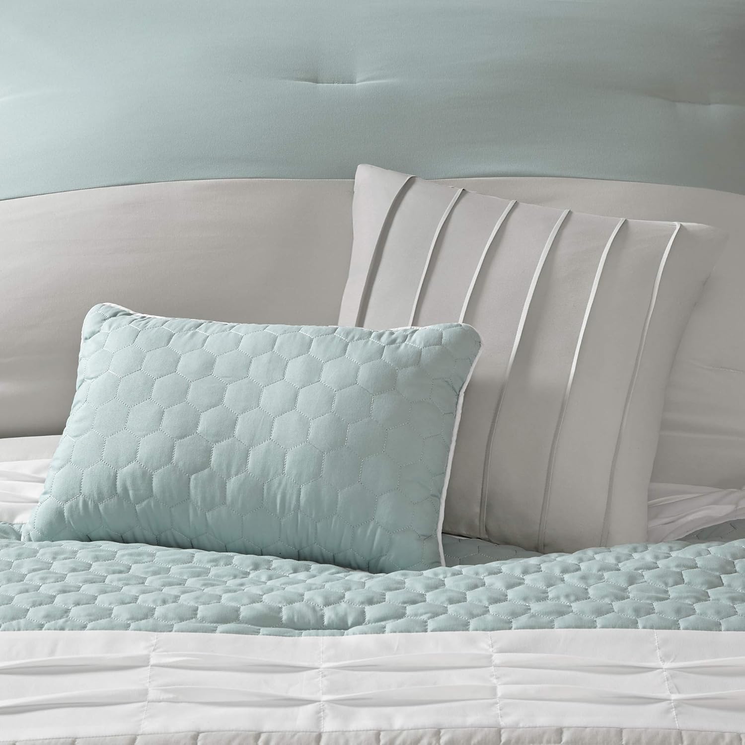 510 DESIGN Tinsley 8 Piece Ultra Soft Quilted Comforter Set Bedding, Queen Size, Seafoam/Grey: Home & Kitchen