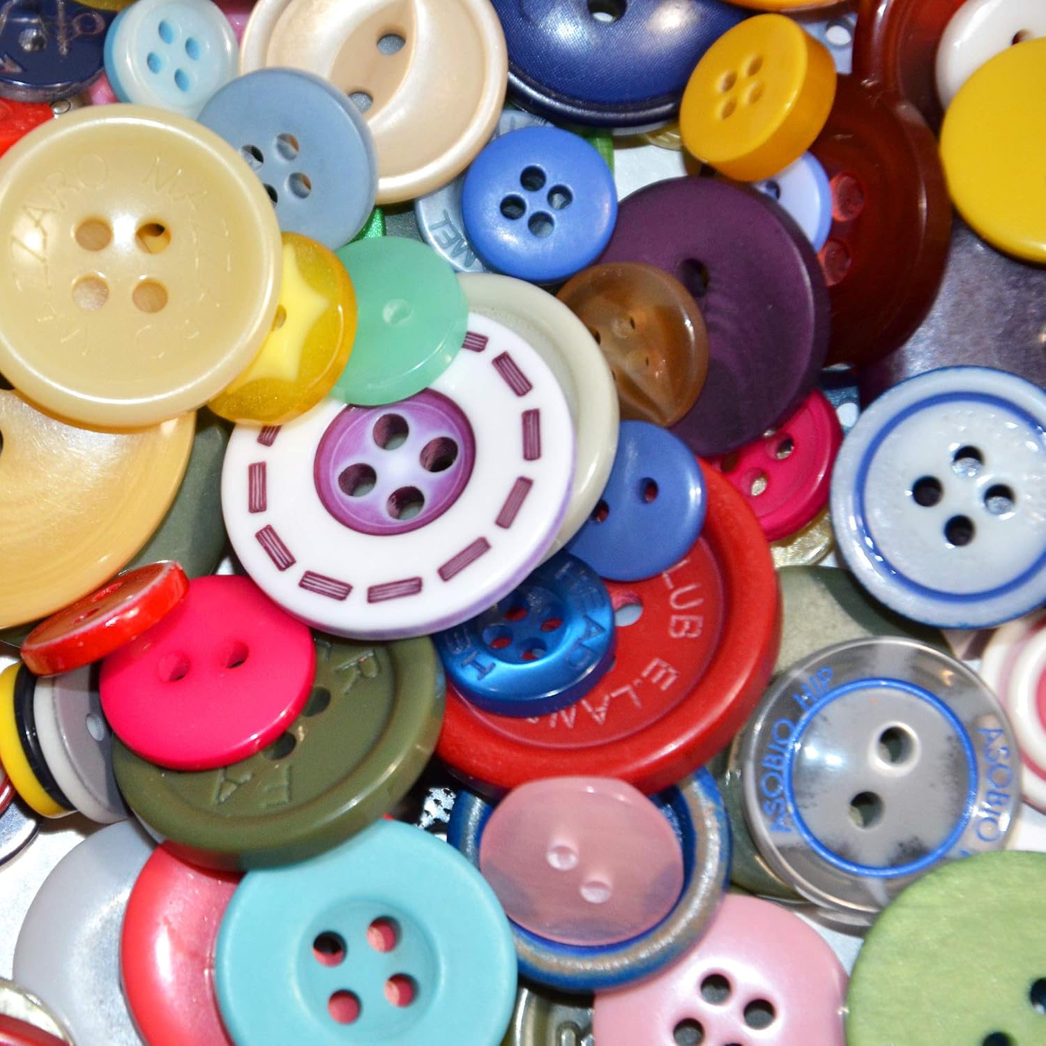 1000 Pcs + 200pcs Extra Assorted Round Buttons, 0.6-3cm Mixed Colours - Image 5