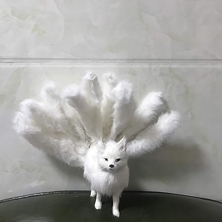 Amazon Co Jp 九尾きつね 本革 置物 飾り 可愛い 小動物 プレゼント 贈り物 白いキツネ 誕生日 白狐 おもちゃ