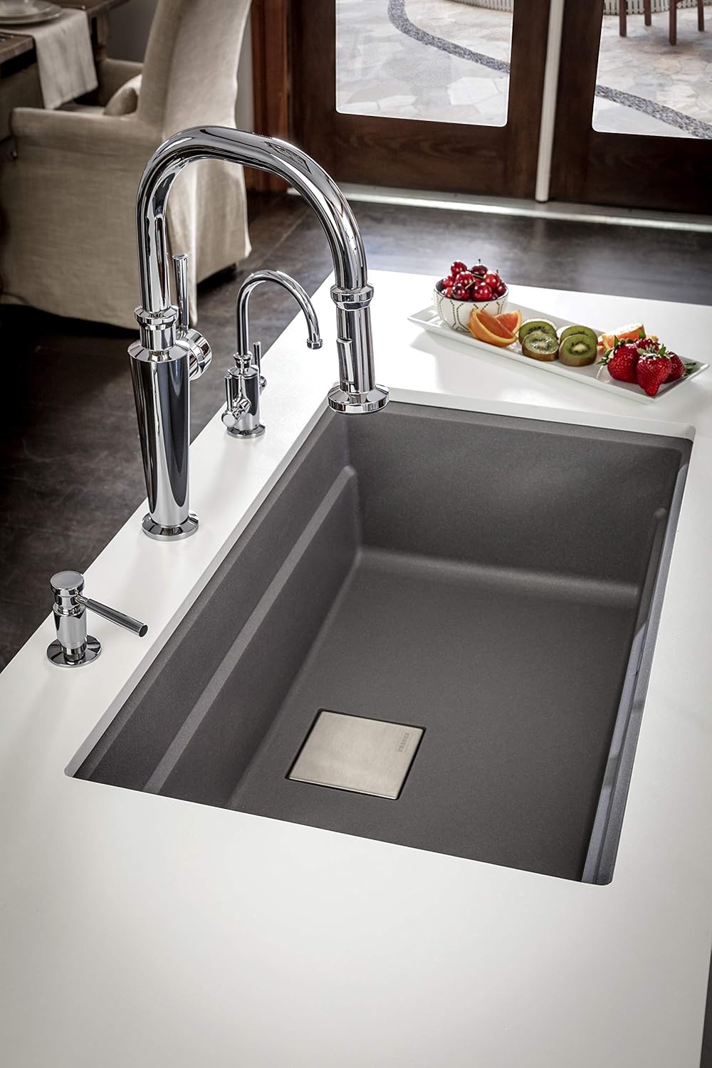 Franke Pkg11031shg Peak Undermount Single Bowl Granite Kitchen Sink 32 X 18 75 X 9 Gray Amazon Com