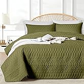 akkialla Full/Queen Size Quilt Bedding Set,Olive Green Lightweight Microfiber Soft Bedspread,Modern Style Geoetric Pattern Coverlet Set for All Seasons,3 Piece(1 Quilt,2 Pillow Shams)