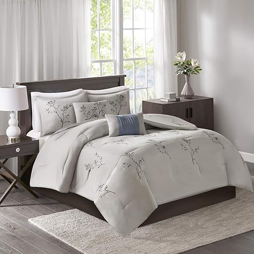 Amazon Com 510 Design Katia 5 Piece Embroidered Floral Comforter