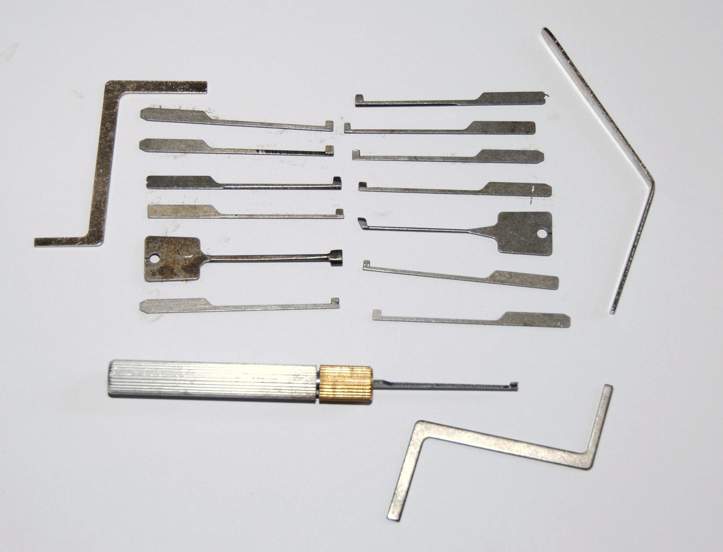 Goso Dimple Pick Set with Hard case with Free How to Pick Cylinder Locks Guide