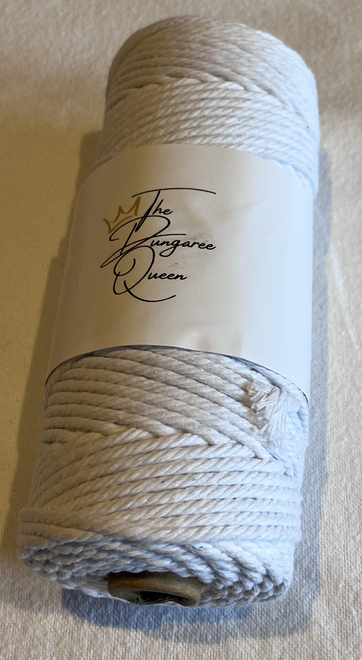 Dungaree Queen 3mm x 100m Macrame Cord, Dream Catchers, Wall Hanging. 100% cotton, soft, strong and durable. The cord is available in a variety of colours. (Natural)