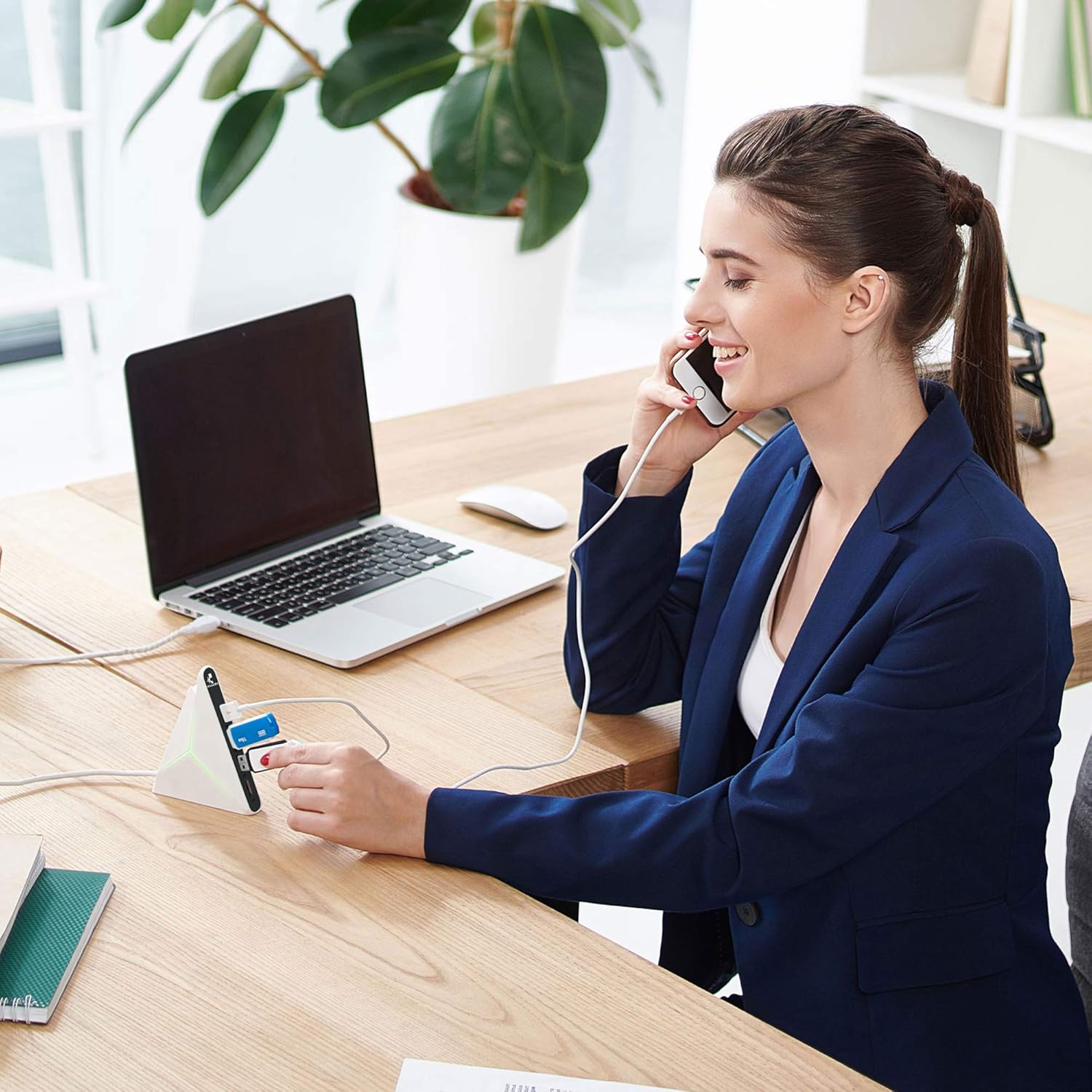 USB Hub 3.0 Vertical Data Hub with Long Cord - 4 Port Black & White Charger Splitter USB Extension Cable - Extra USB Ports for Devices Such as Xbox One PS4 Mac PC Laptop Desktop: Computers & Accessories