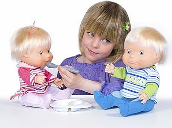 muñecos gemelos mila y malo famosa