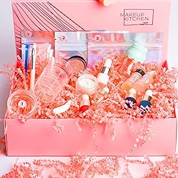Zankubom 1/2LB Fluorescent Pink Crinkle Cut Paper
