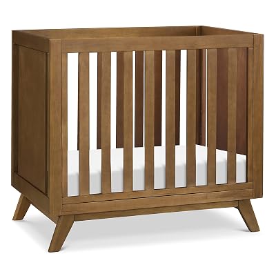 daVinci Otto 3-in-1 Mini Baby Crib with 4 Inch Mattress Included - GREENGUARD Gold Certified - Baby Crib Convertible to Toddler Bed & Daybed - 4 Adjustable Mattress Heights - Easy to Assemble - Walnut