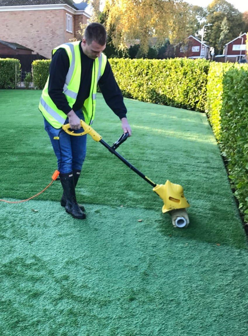 Super Saturday AGM 141EUK Comber Electric Artificial Grass Power Brush