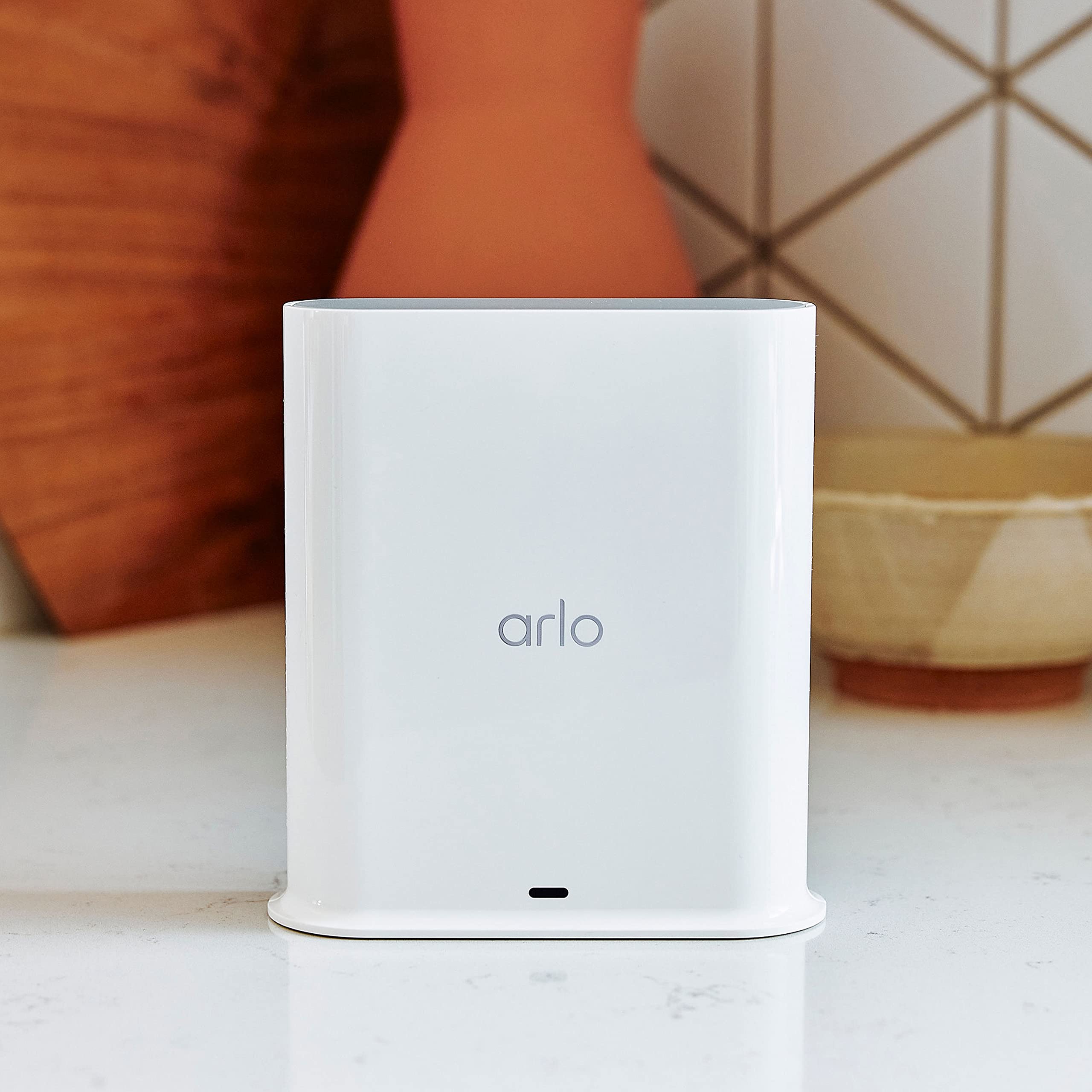 Arlo Pro SmartHub, Arlo Certified Accessory - Connects Cameras to Wi-Fi, Works with: Essential (1/2/3/3 XL, Pro 5S/6/6 XL, Ultra Cameras, Floodlight, Video Doorbell Cameras