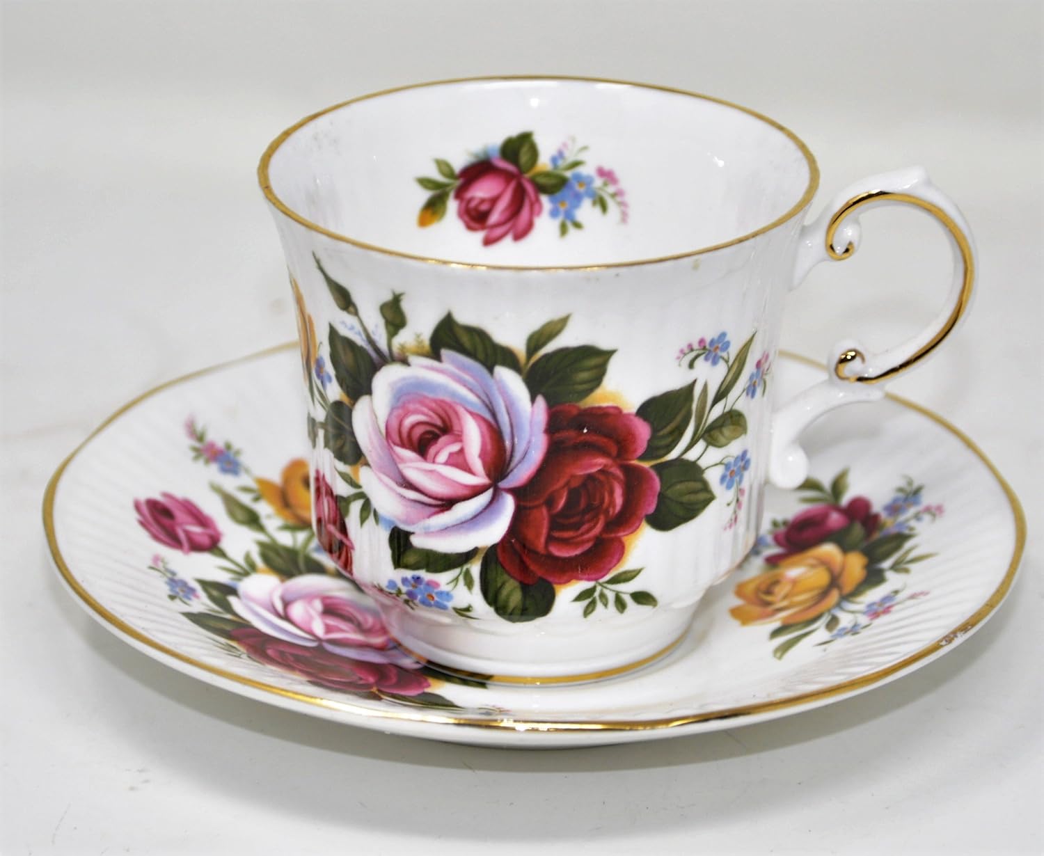 Amazon Com Vintage Queens Rosina China Fine Bone Cup Saucer