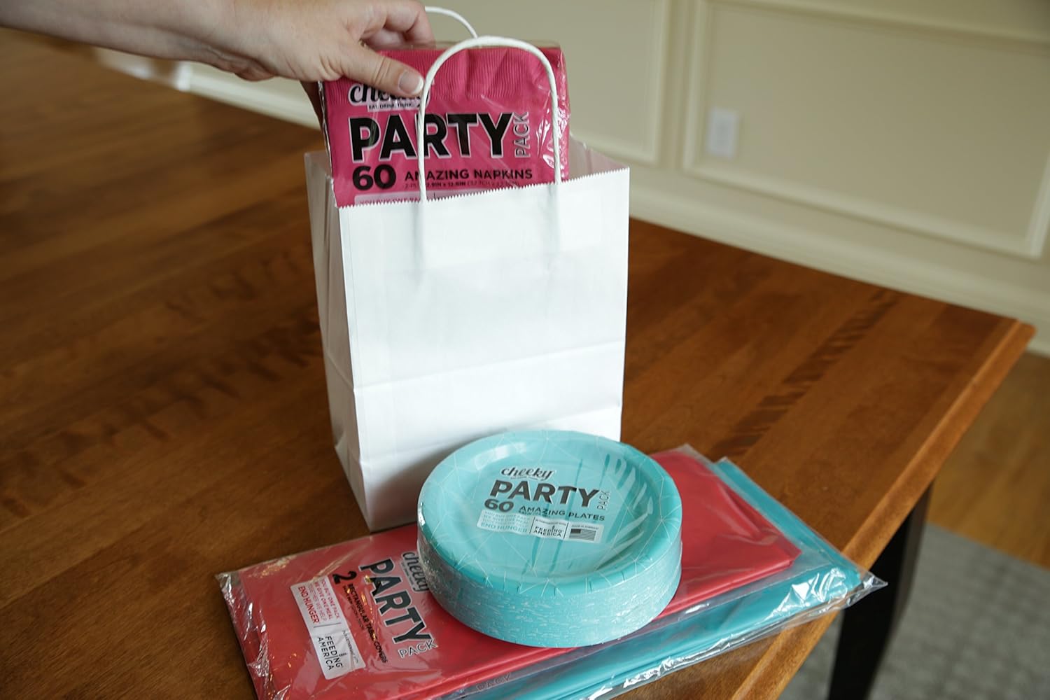 100 | 50 | 25 Count - Size (8"x4.75"x10") Bulk White Paper Bags with Handles - Perfect Solution for Baby Shower, Birthday Parties, Gifts, Restaurant takeouts, Shopping, Retail: Health & Personal Care