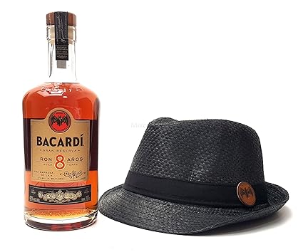 Bacardi Rum 8 Anos 70cl (40% Vol) + Strohhut schwarz