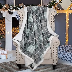 Grey Buffalo Plaid Christmas Throw TV Sherpa Blanket 50