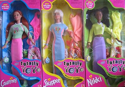 Amazon Com Barbie Complete Set Totally Yoyo Courtney Doll