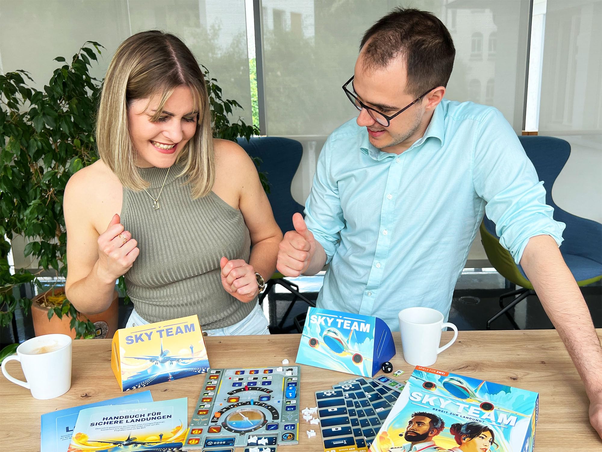 Kosmos 684044 Sky Team - Bereit zur Landung? Spiel des Jahres 2024, kooperatives Spiel für 2 Personen ab 10 Jahre, Strategiespiel, Brettspiel, Gesellschaftsspiel 10