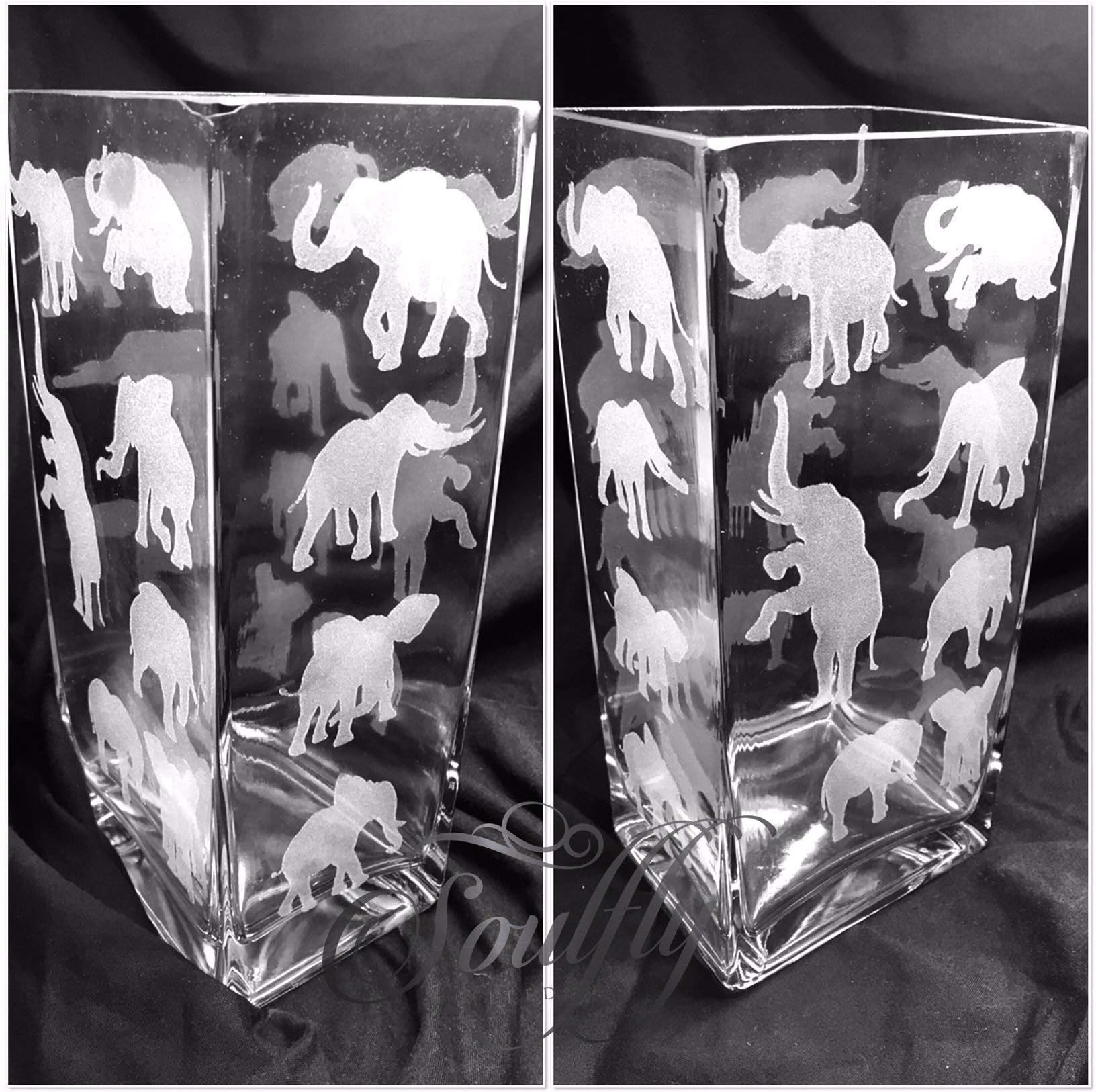 MOTHER DAY ELEPHANT SILHOUETTE ENGRAVED GLASS TANK VASE - PERSONALISED FREE Engraved, etched
