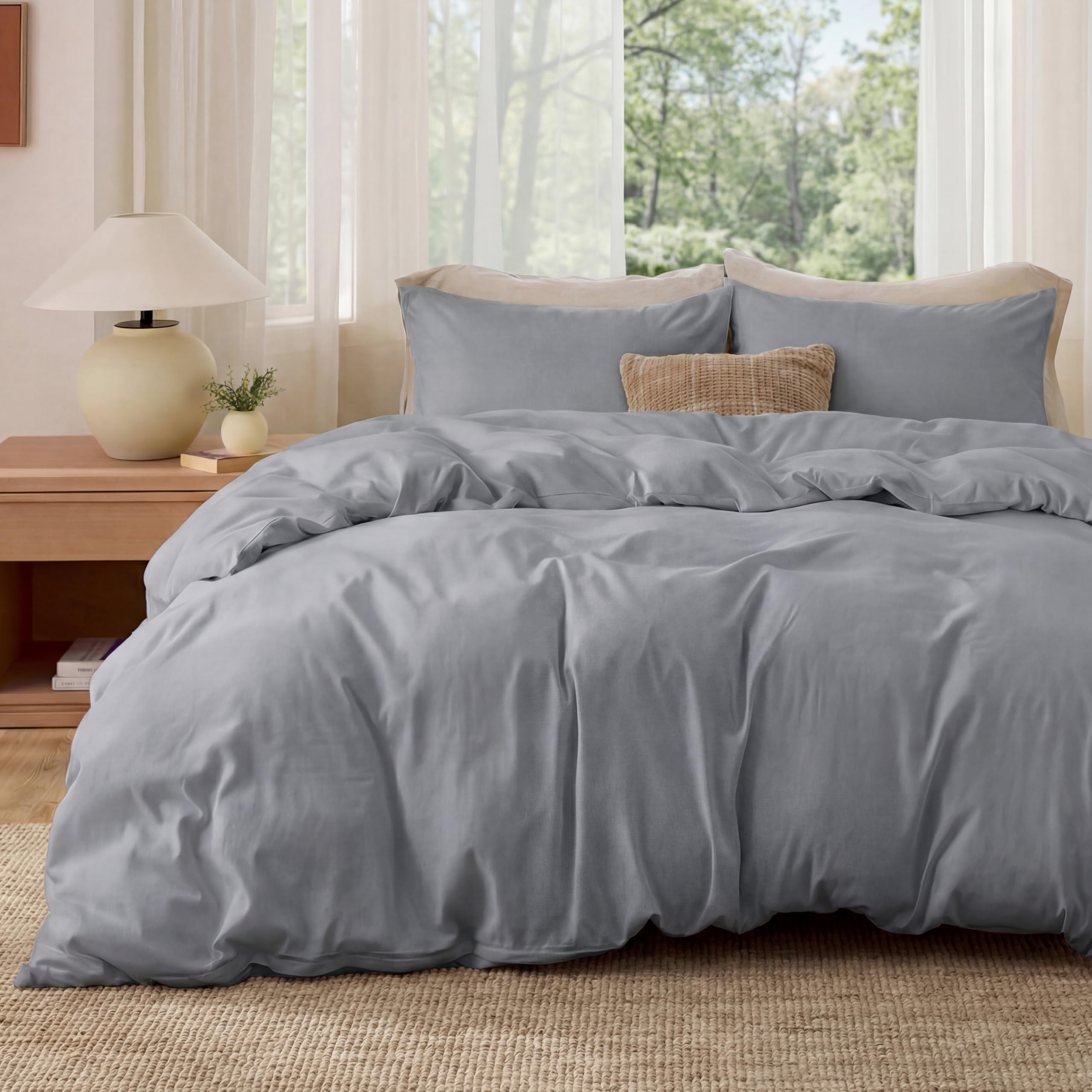 Bedsure King Size Bedding Set - Kingsize Brushed Microfiber Duvet Cover Set with Zipper Closure, Bed Quilt Cover with 2 Pillowcases, Light Grey