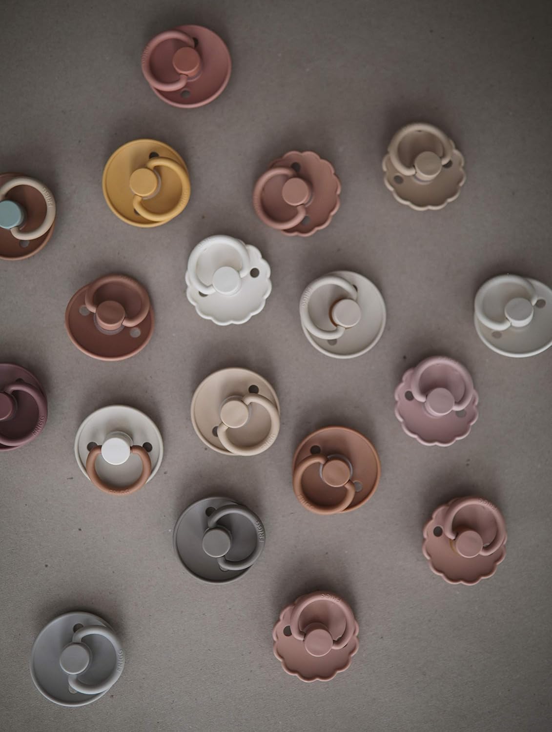 FRIGG Natural Rubber Baby Pacifier | Made in Denmark | BPA-Free (Desert/Cappuccino, 6-18 Months) : Baby