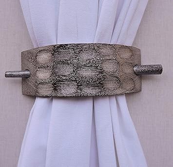 H W Decorative Handmade Wooden Curtain Tieback Holder Rectangal