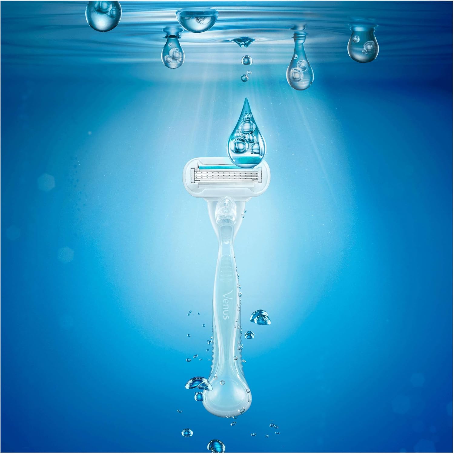 Venus Extra Smooth Sensitive Razor with 3 Blades – BigaMart