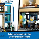 LEGO City Central Train Station 60469 with 6 Minifigures & Accessories view 3