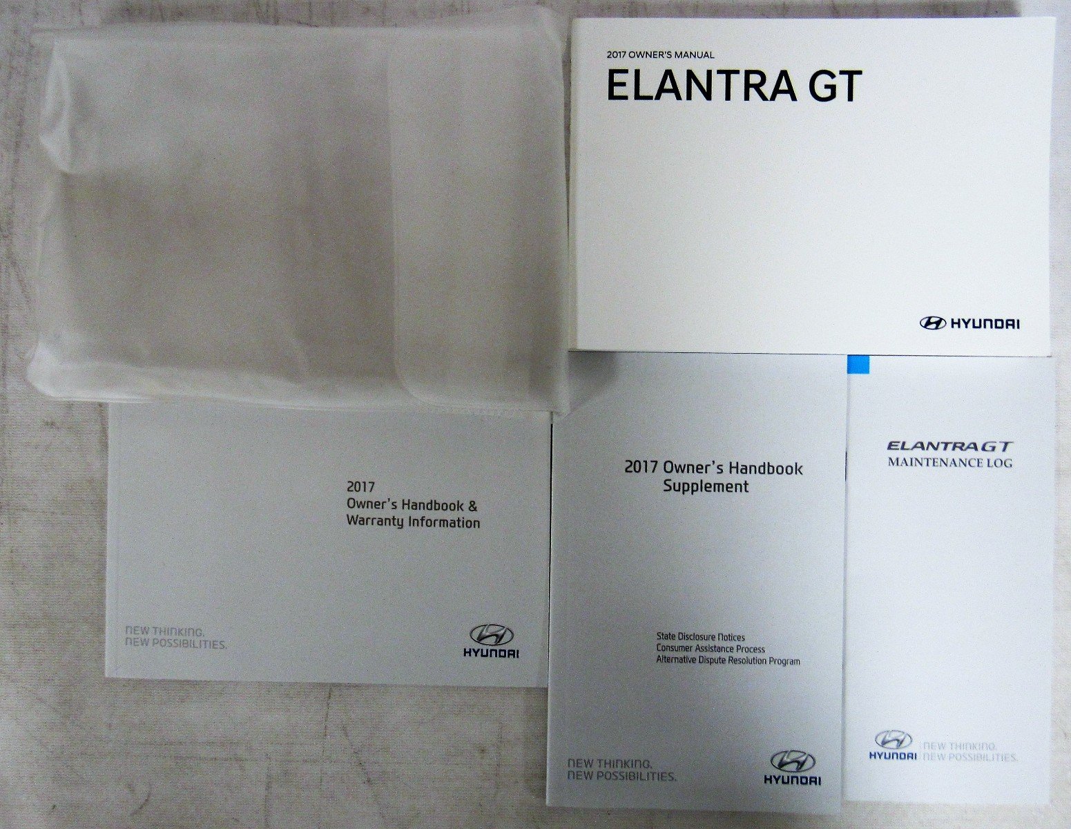 2017 Hyundai Elantra Owners Manual Guide Book Paperback – 2017