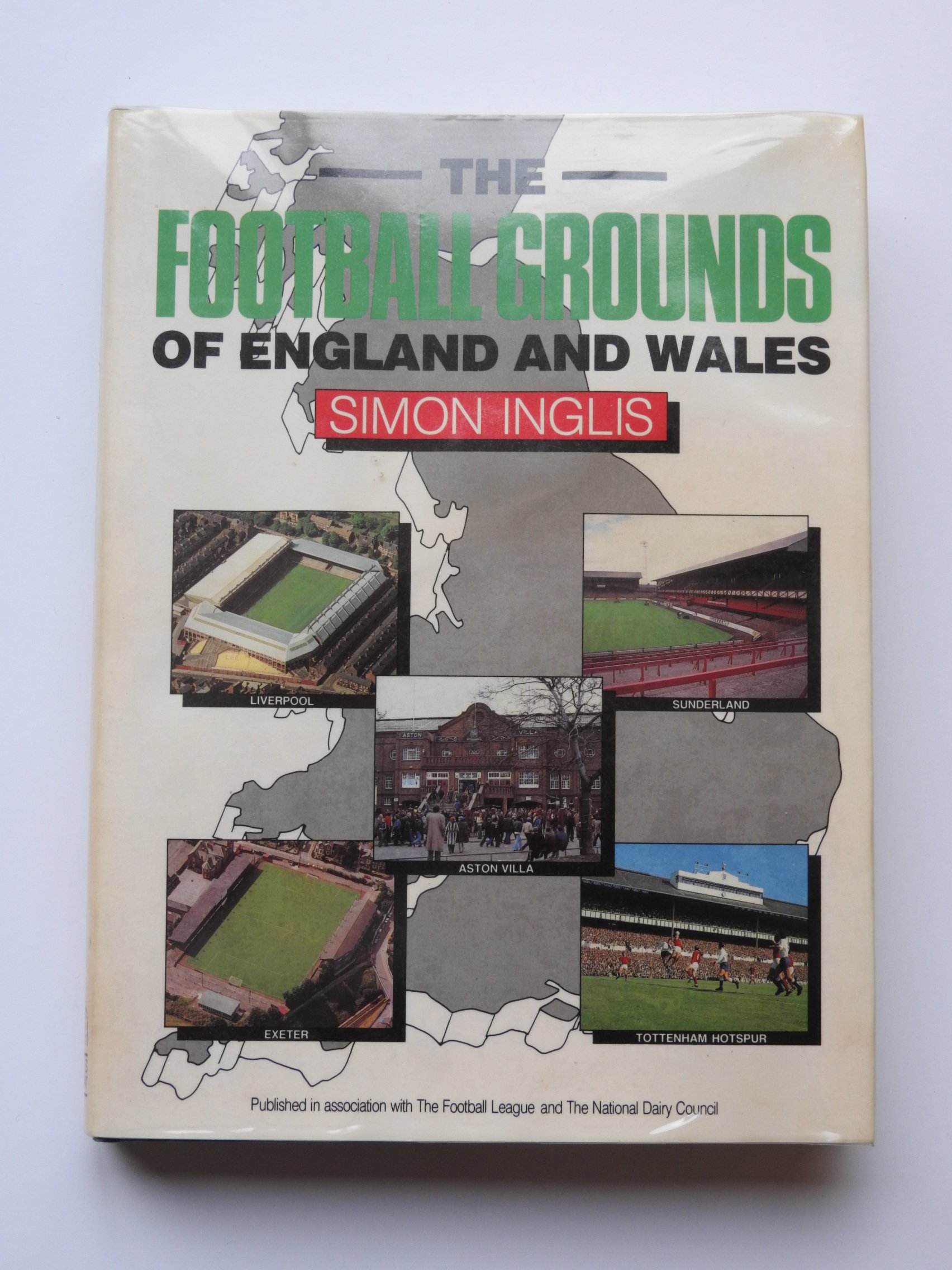92 football grounds on Football Grounds Of England And Wales Amazon Co Uk Inglis Simon 9780002180245 Books