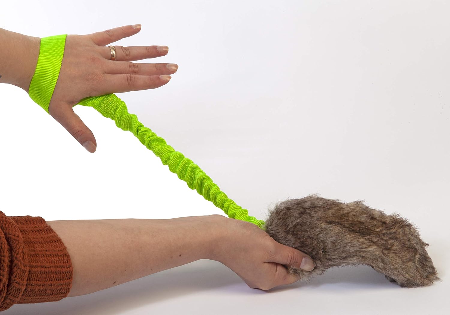 DINGO Fleece Dog Toy Artificial Fur Racer Squeaky Teaser Dog Wand 55 cm Long Bungee Handle for Agility Dog Training, Reward - Image 4