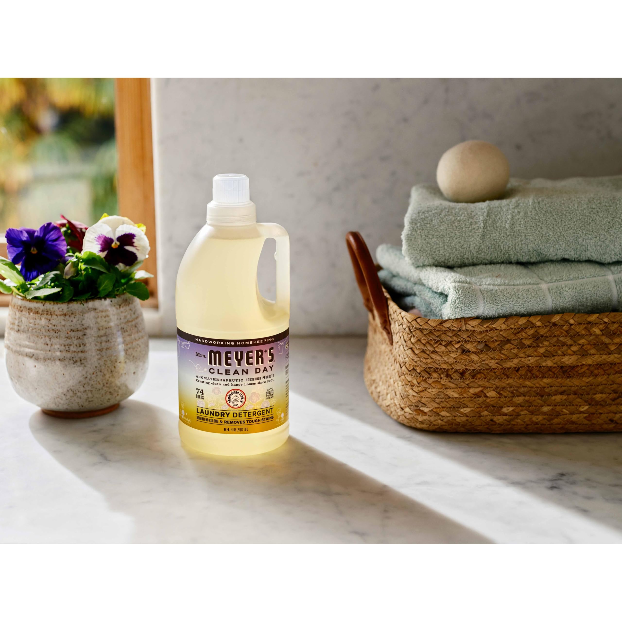 MRS. MEYER'S CLEAN DAY Liquid Laundry Detergent, Biodegradable Formula Infused with Essential Oils, Compassion Flower, 64 oz (64 Loads)