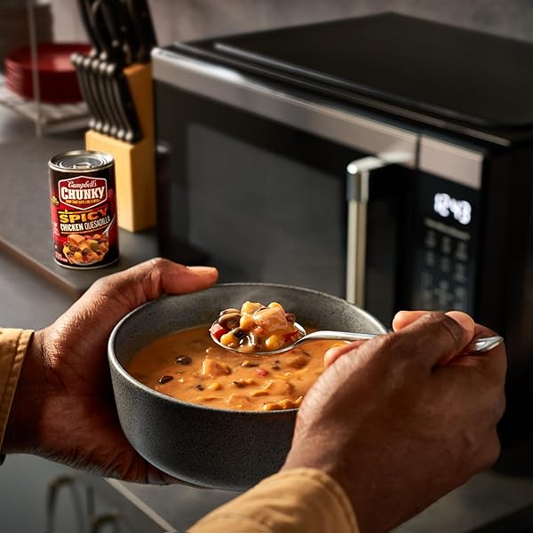 CAMPBELL’S CHUNKY SOUP, SPICY CHICKEN QUESADILLA SOUP, 18.8 OZ CAN